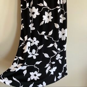 Jaclyn Smith Long Floral Skirt